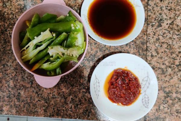 红烧茄子的做法图解1