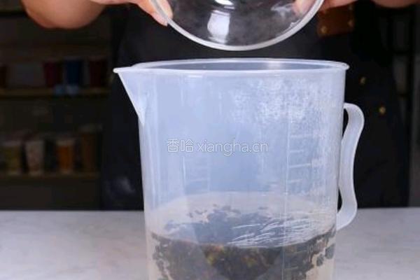 茶饮备料6 四季春茶底的做法图解2