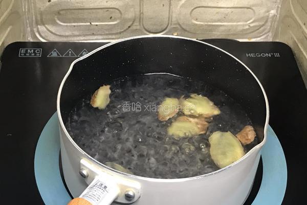 糖醋排骨的做法图解3