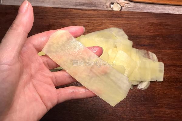 孜然火腿肠土豆串的做法图解4