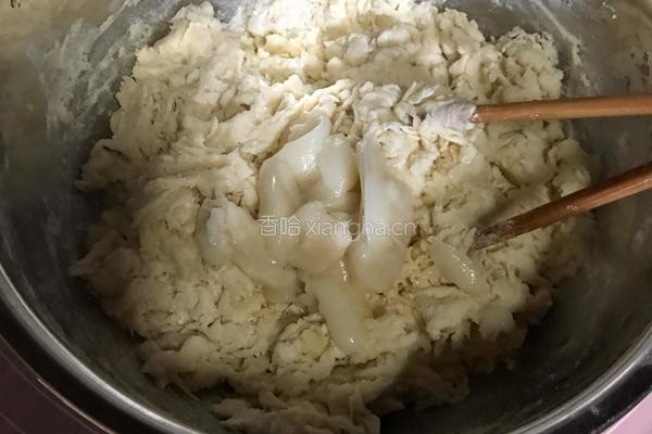 酥皮伍仁月饼的做法图解4