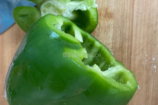 辣酱炒金针菇的做法图解3