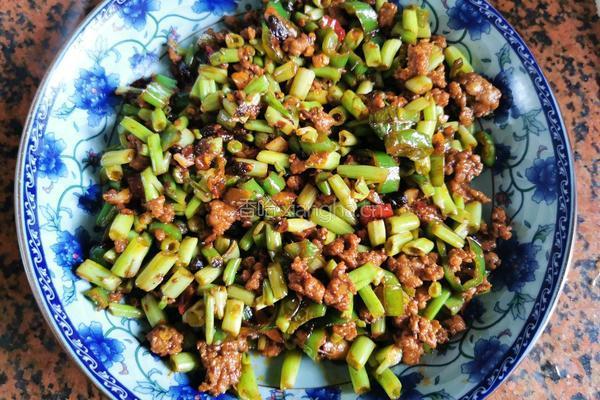 空心菜梗炒肉末的做法图解8