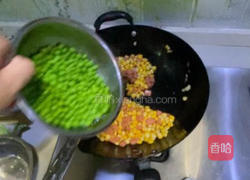 金玉鸿福（玉米甜豆炒火腿丁）的做法图解6