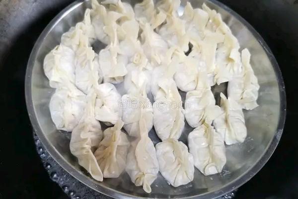 香菇胡萝卜肉馅蒸云吞的做法图解6