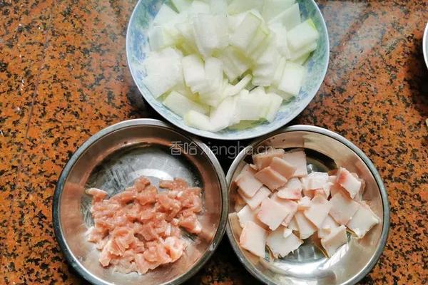 瘦肉焖冬瓜的做法图解2