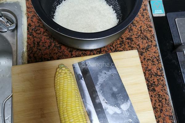 香甜玉米饭的做法图解1