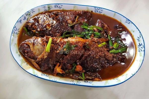 红烧鱼塞肉的做法图解7