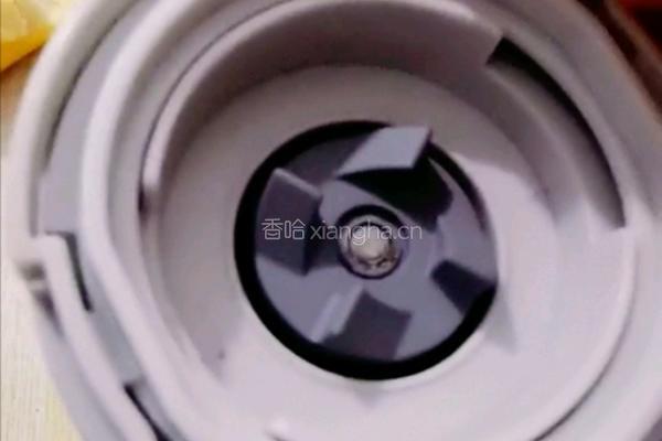 香蕉南瓜汁的做法图解7