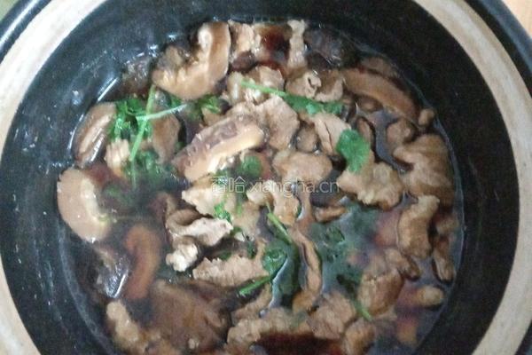 香菇炖猪肉的做法图解8