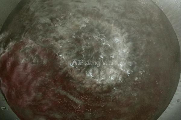 鸡蛋方便面的做法图解1