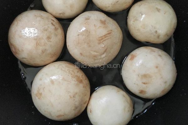 瘦肉酿口菇的做法图解3