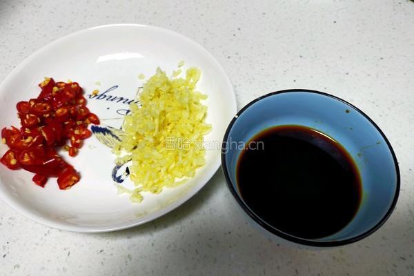 凉拌油麦菜的做法图解1