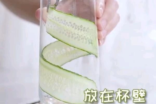 低卡路饮品｜青瓜柠乐的做法图解1