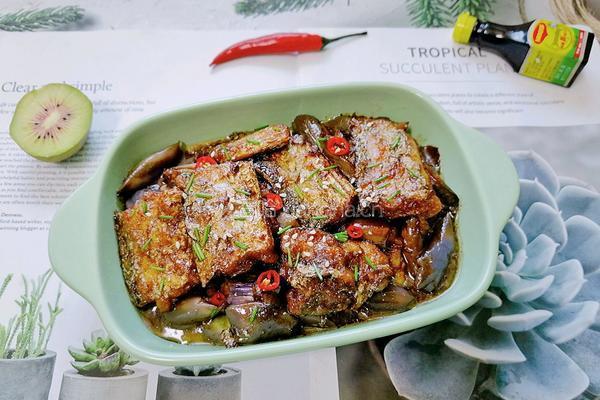 茄子烧带鱼
