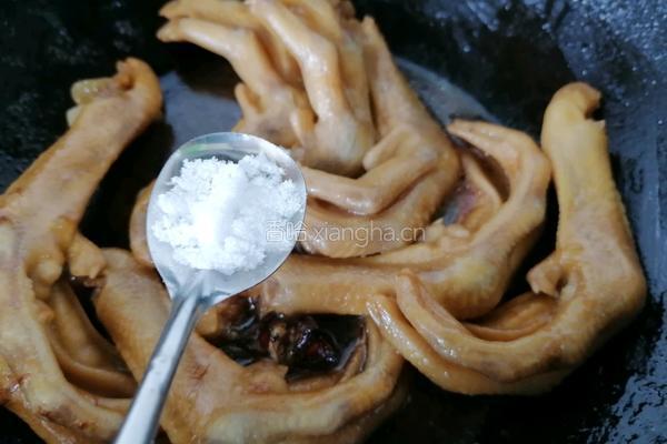 卤鸭爪的做法图解8