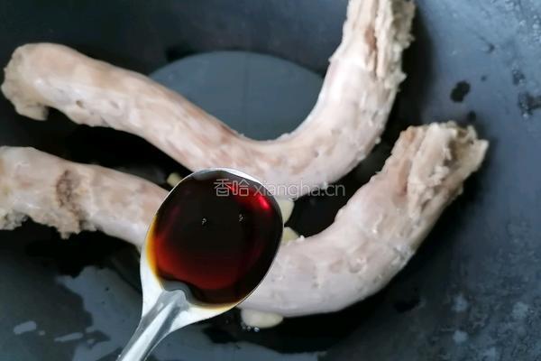 卤鸭脖的做法图解5