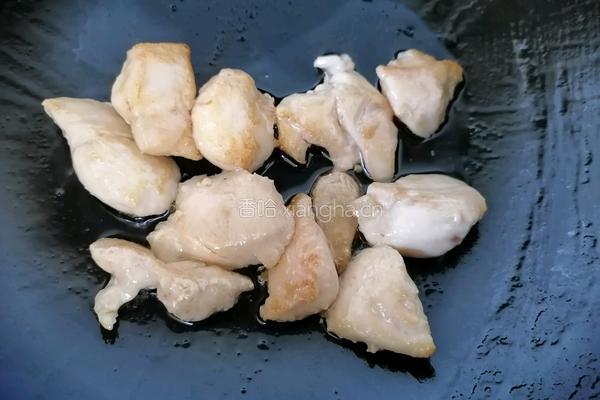 香菇滑鸡煲仔饭的做法图解5