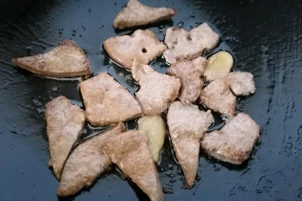 猪肝瘦肉粥的做法图解4