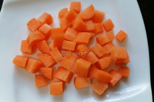 胡萝卜炒虾仁的做法图解3
