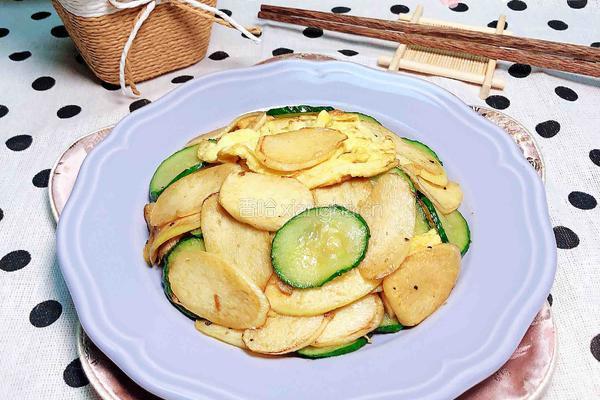 黄油黑椒茭白的做法图解18