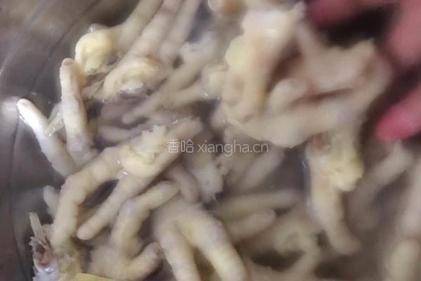 柠檬百香果泡鸡爪的做法图解7