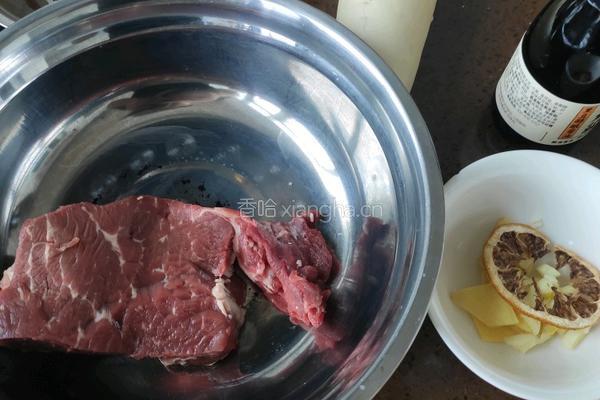 萝卜炖牛肉的做法图解1