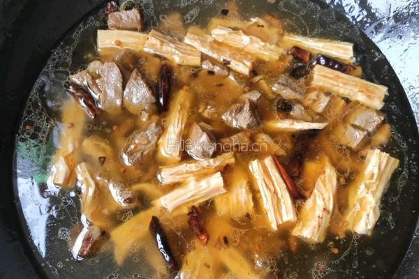 萝卜炖牛肉的做法图解5