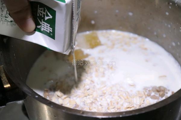 「减脂早餐」椰香牛奶燕麦粥的做法图解4