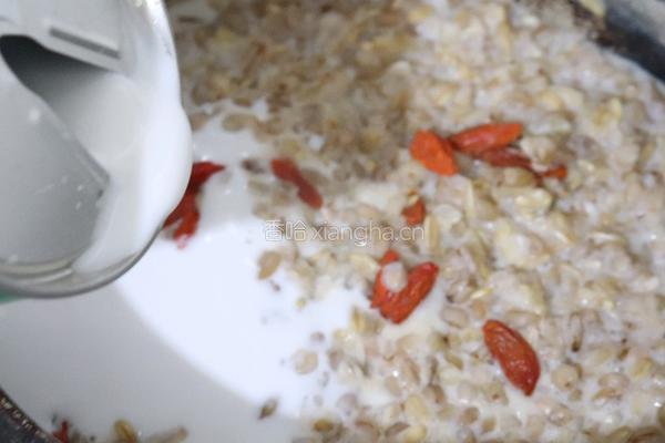 「减脂早餐」椰香牛奶燕麦粥的做法图解6
