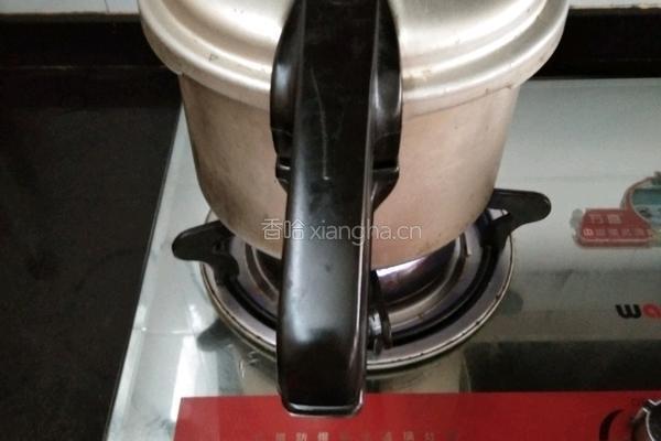 排骨冬瓜胡萝卜汤的做法图解5