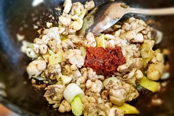 香辣鸡翅根儿的做法图解8