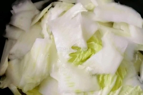 白菜炒粉条的做法图解6