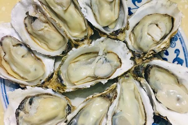 蒜蓉辣酱蒸生蚝的做法图解3