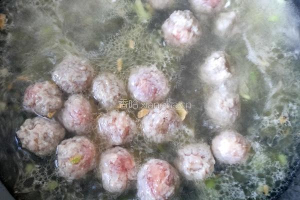 青菜肉丸豆腐汤的做法图解5
