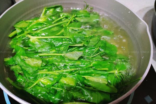 豌豆颠滚蛋花汤的做法图解4
