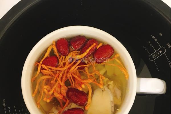 一人食｜鲍鱼虫草花炖鸡汤的做法图解7
