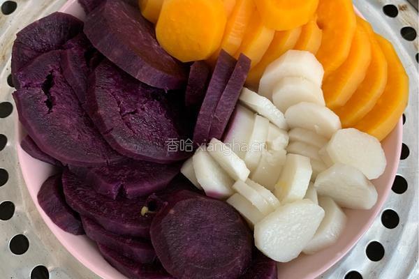 酒酿桂花三色芋圆的做法图解3