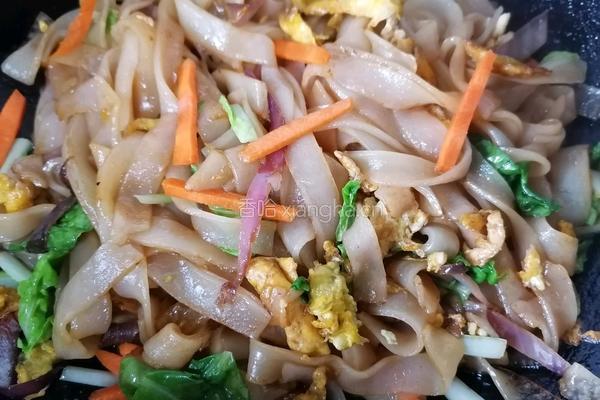 鸡蛋炒河粉的做法图解11