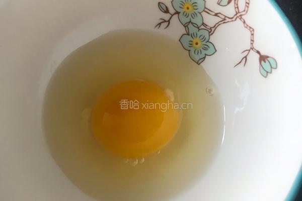 鸡肝菠菜蛋面的做法图解2
