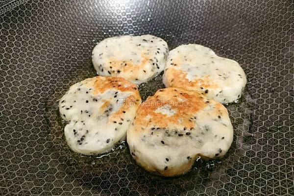 黑芝麻心形煎饼的做法图解14