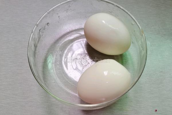 红枣桂圆鸡蛋汤的做法图解4