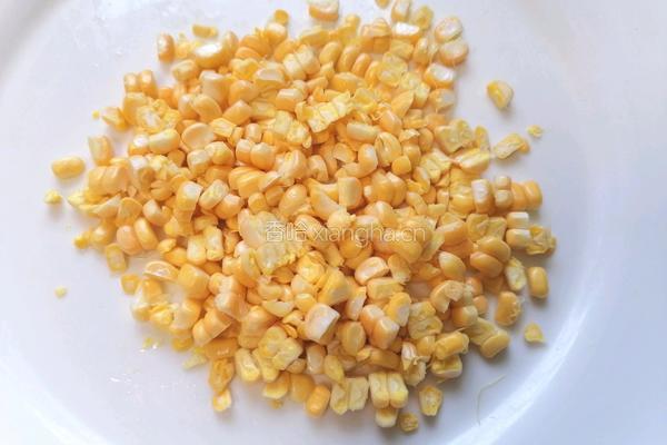 黄金玉米饼的做法图解2