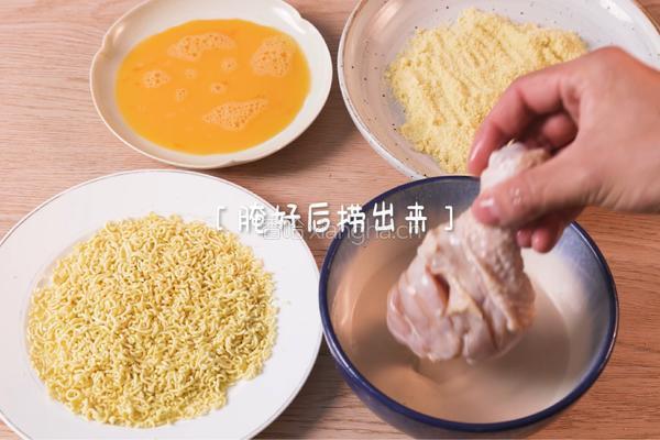 方便面炸鸡腿的做法图解3