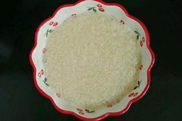 雪梨酒酿圆子的做法图解2