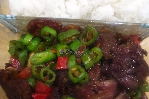 爆炒腊肠的做法图解4