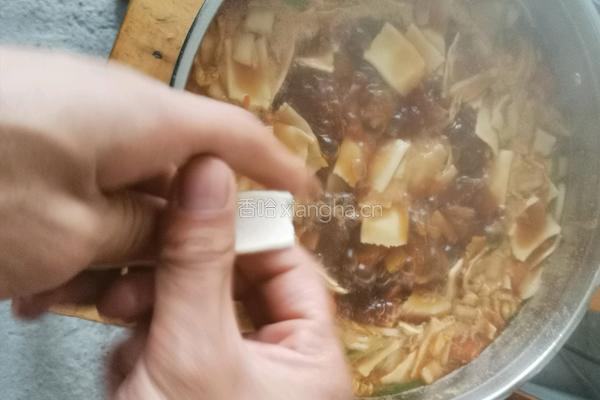 烩面片的做法图解7