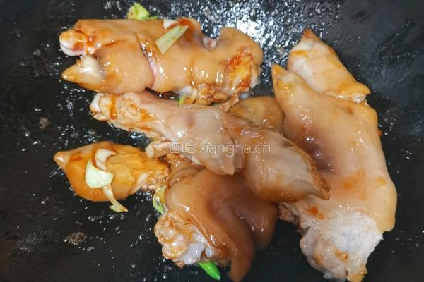 黄豆炖猪脚的做法图解5