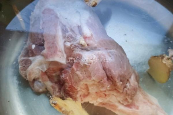 骨头汤的做法图解2