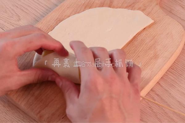芝士拉丝火腿肠的做法图解3
